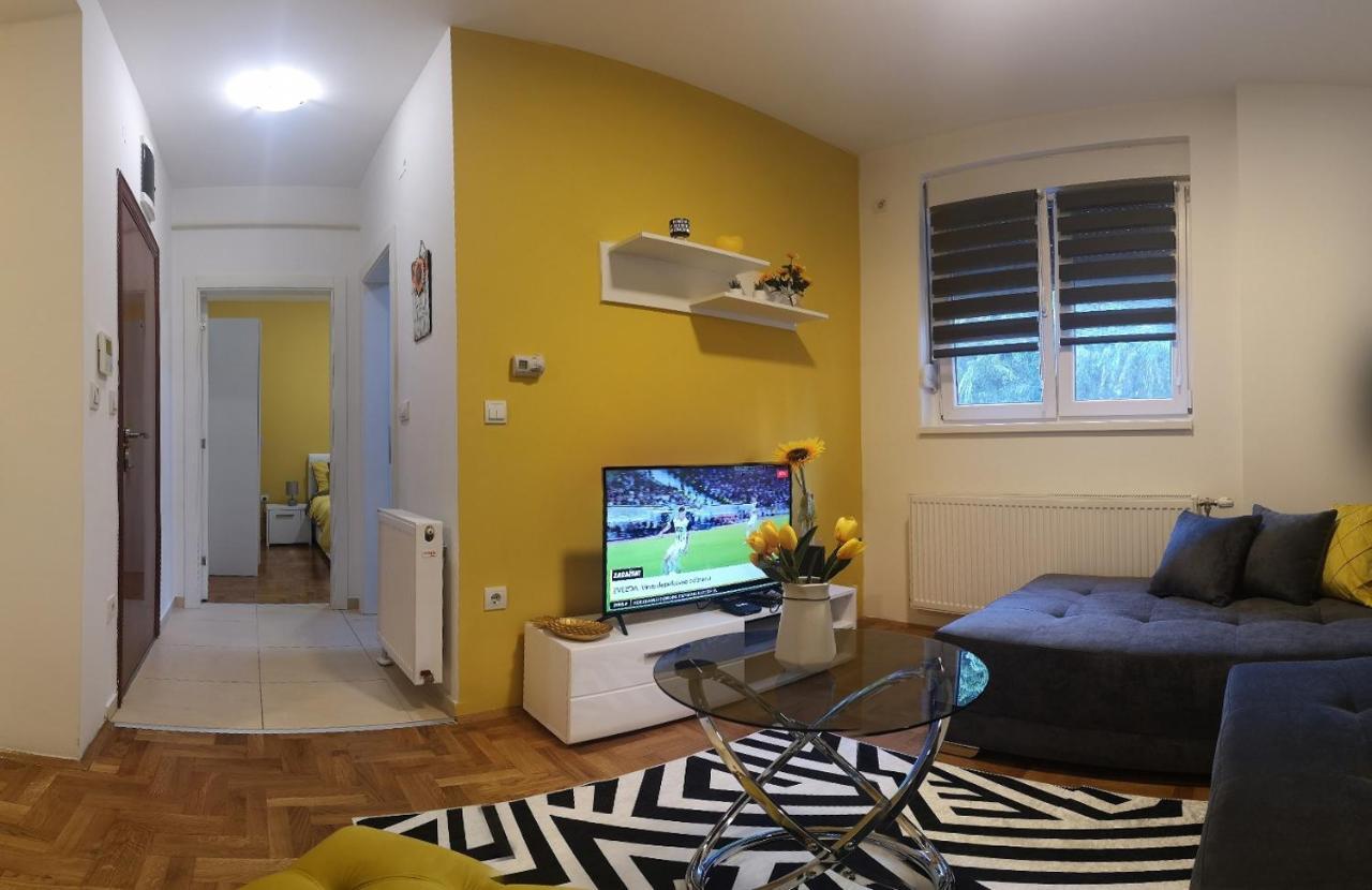 Apartman Sunflower Сремська Митровиця Екстер'єр фото