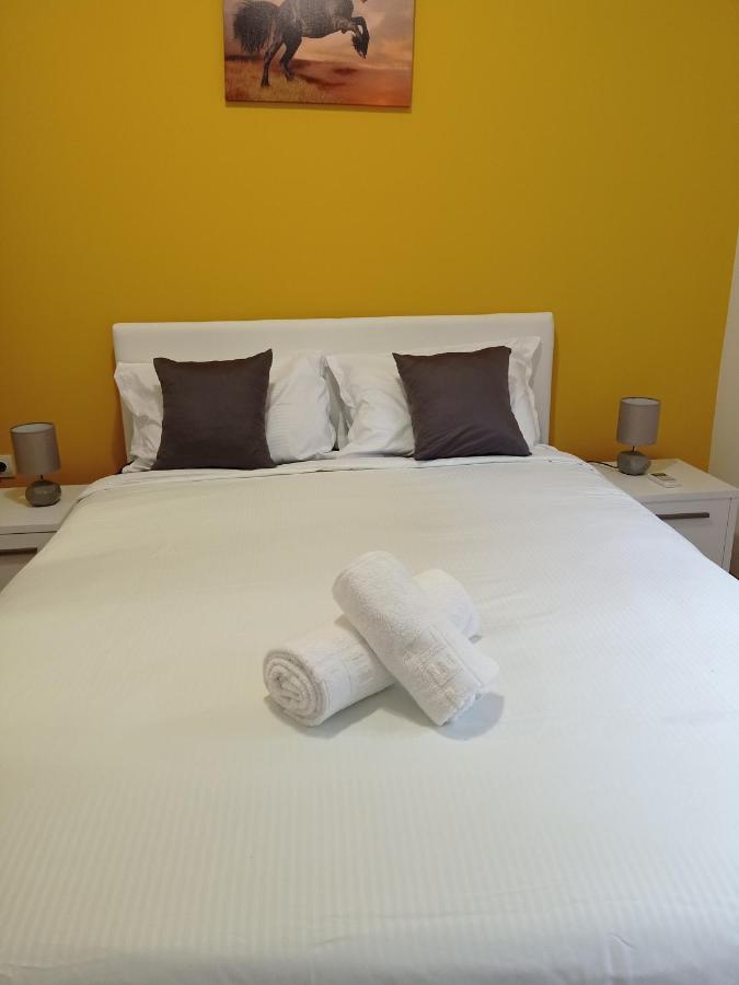 Apartman Sunflower Сремська Митровиця Екстер'єр фото