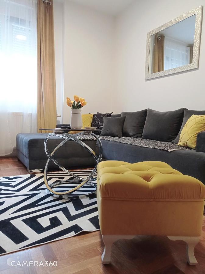 Apartman Sunflower Сремська Митровиця Екстер'єр фото